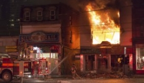 Protesters Burn Down Dunkin’ Donuts In Response To Police Brutality Protesters Burn Down Dunkin’ Donuts In Response To Police Brutality